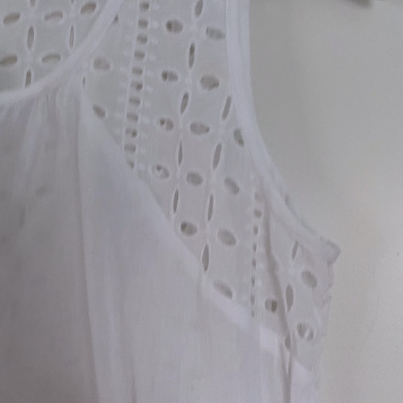 Pure Nordic Beach Cover-Up - Picture 6 of 8